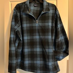 Men’s fleece like material pullover